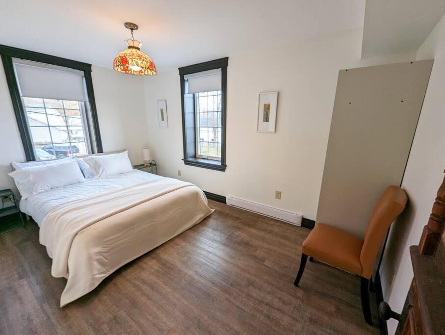 Beautiful River View Apt In Wine Country Apartment Canning Bagian luar foto
